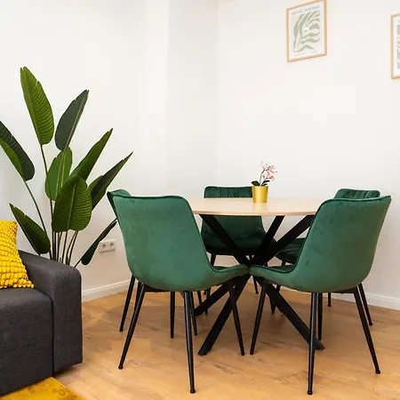 Lejlighed Dobben6 - - 2 Bedroom - Balcony - Kitchen